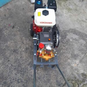 Máy rửa xe yokohama 6,5hp chạy xăng đầu xịt 2hp