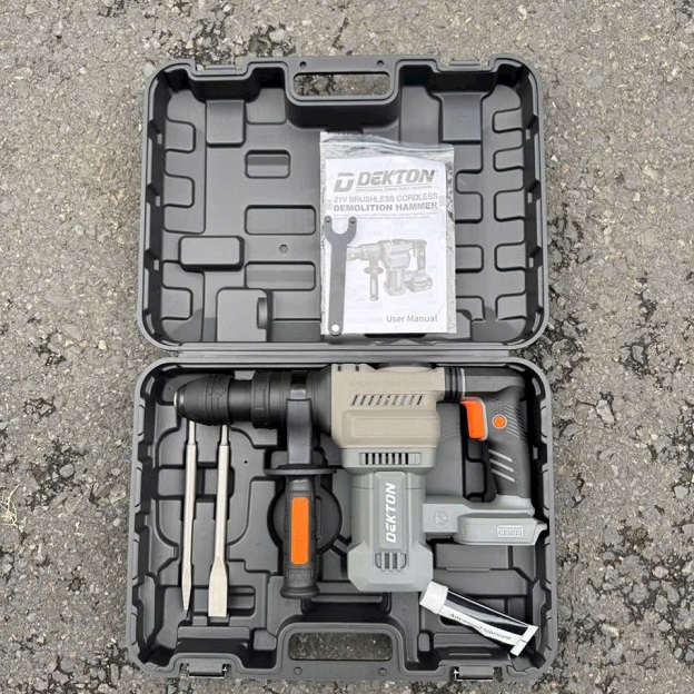 may đục dekton m21-dh06pro-3